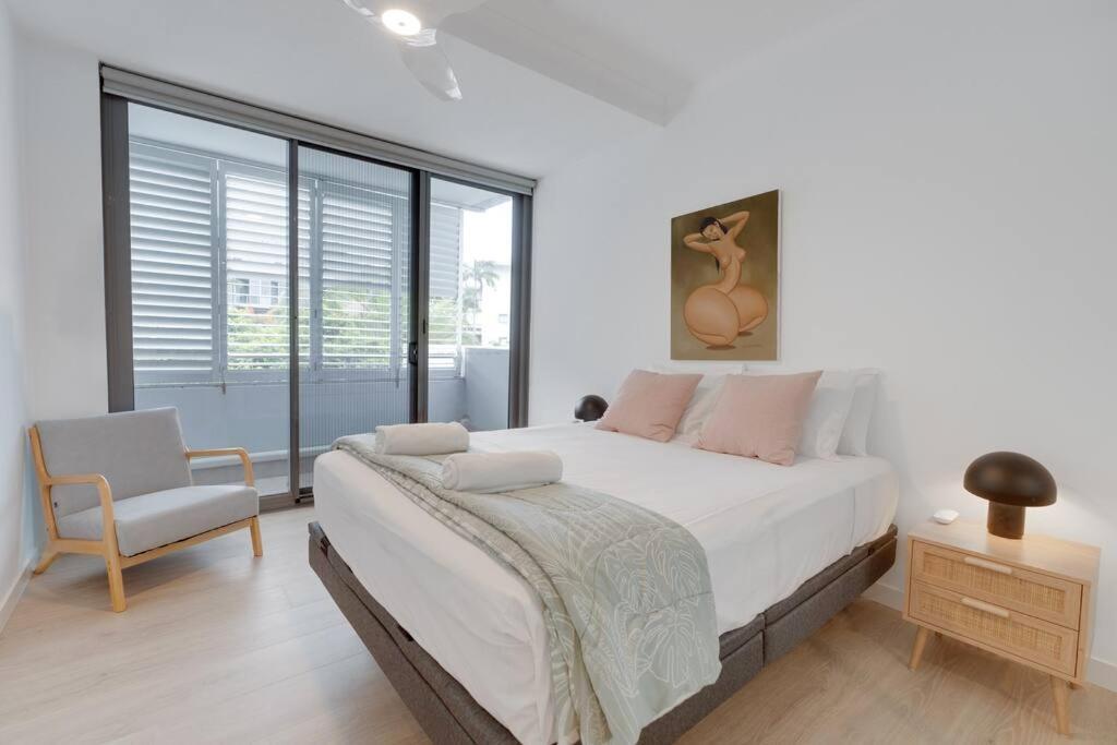 Apartment Private Rooftop Beachside 3-bed With Pool