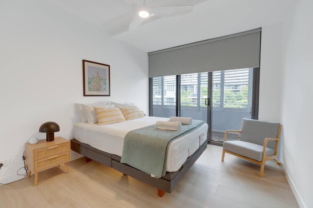 Private Rooftop Beachside 3-bed With Pool * Gold Coast